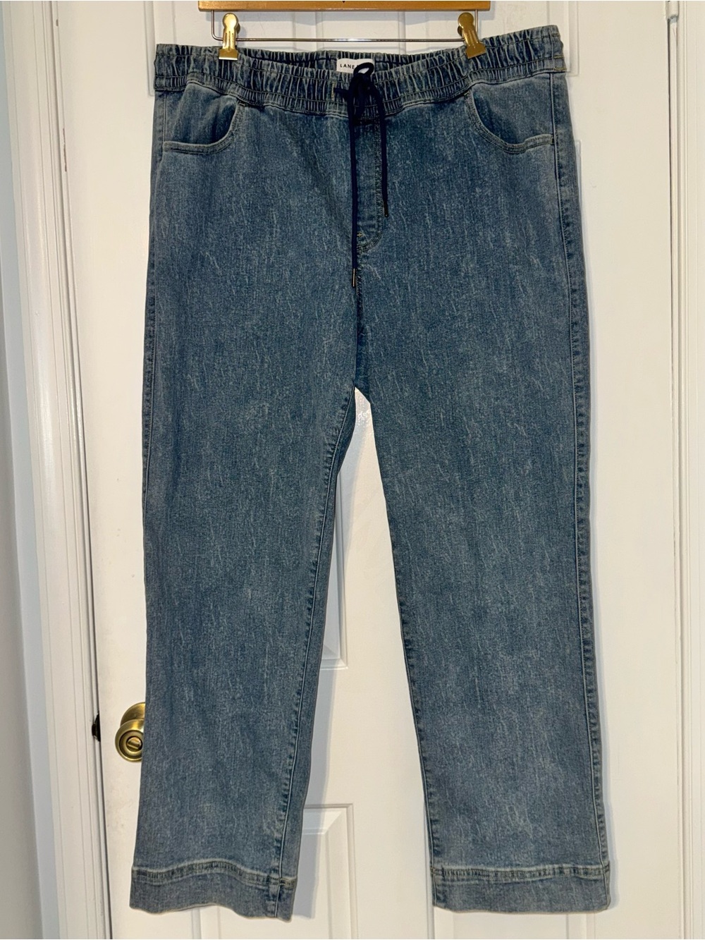 Lane Bryant flex magic waistband high rise relaxed straight elastic jeans 18